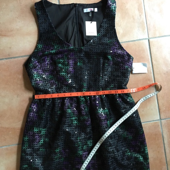 NWT Trina Turk black sequin cocktail dress M - Picture 10 of 13